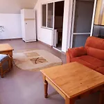 Nina 4* Douăzeci şi Trei August